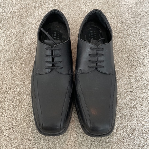 Perry Ellis Black Dress Shoes, Size 12 - Picture 1 of 5